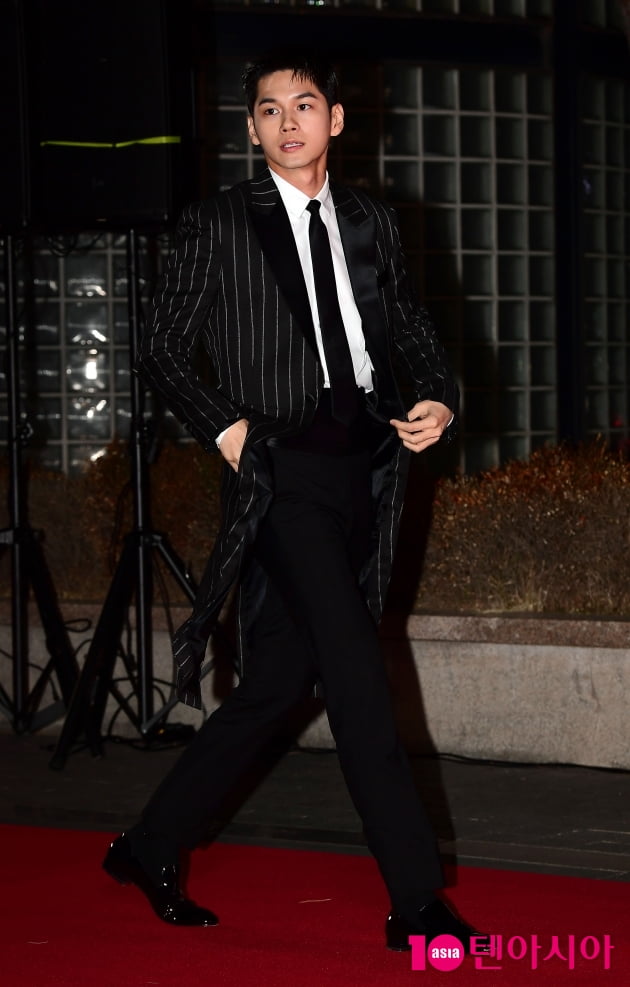 [TEN 포토] 옹성우 '긴장하는 옹비드'