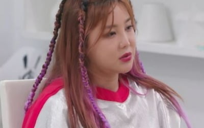 '가수→화가' 솔비 "슬럼프·우울증 극복 위해 심리치료 받다가 전업"('뜨겁게 안녕')