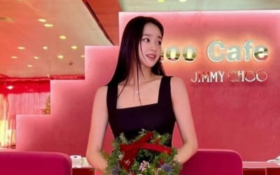 '금융맨♥' 손연재, 청담동 J사 팝업 방문한 새댁…우아한 미니 드레스 자태