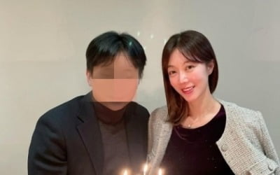서현진, ♥의사 남편과 5주년 자축…'은은 미소'로 한컷