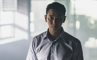 '흥신소 사장' 주지훈, '절친' 박성웅과 불꽃 튀는 대립 "찰떡 호흡"('젠틀맨')