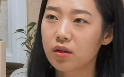 10개월 여아 때리고 짓눌러…선넘는 폭력에도 母는 흐뭇 '경악' ('우아달리턴즈')