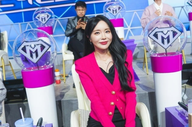 '방송 복귀' 홍진영 "쉽지 않은 길 있었다, 포기하지 말라고 괜찮다고" ('불트')[일문일답]