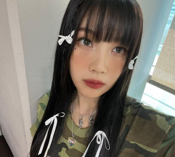 레벨 조이, ♥크러쉬가 또 놀랄 깜찍함…리본이 주렁주렁