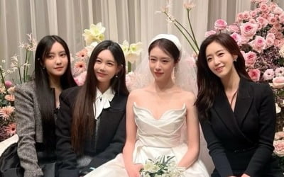 '황재균♥' 지연 "효민·큐리·함은정, 울지 말라던 언니들…3단 콤보로 눈물 공격"