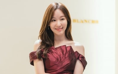 김아중, 드레스 사건 터졌다…부국제 단독 MC 자리 어쩌나 ('연매살')