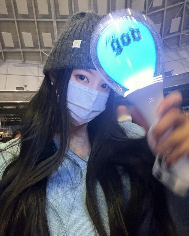효민, 티아라 '막내' 지연 결혼식 보다 god? 아직도 헤어 나오지 못했네
