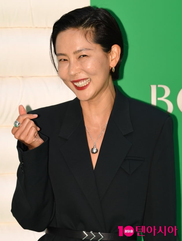 서하얀 2000만원·김나영 2억…2022년에도 아낌없이 내놓은 ★[TEN피플]