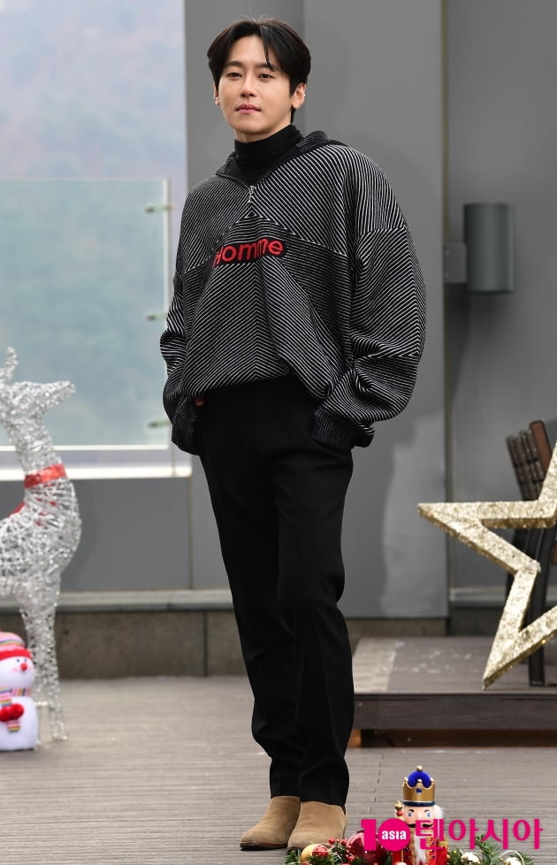 [TEN 포토] 크러핀 하용 '다시 무대로 기뻐요'
