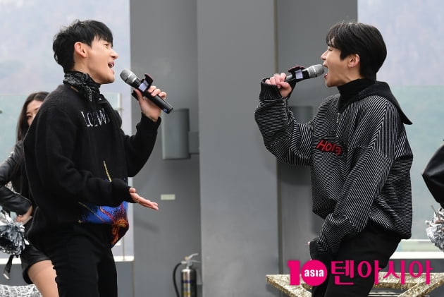 [TEN 포토] 크러핀 '환상적인 하모니'