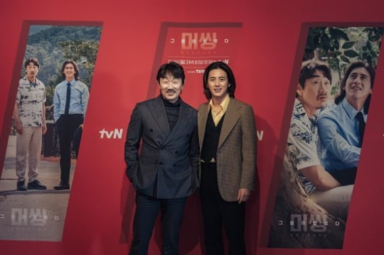 [종합] "월드컵도 끝났는데 '망자' 찾아보시죠" '웜톤'으로 돌아온 '미씽2'