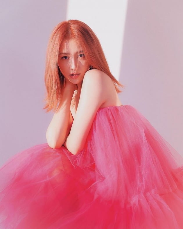 '류수영♥' 박하선, 회사 몰래 파격 탈색하더니…팅커벨 된 애엄마