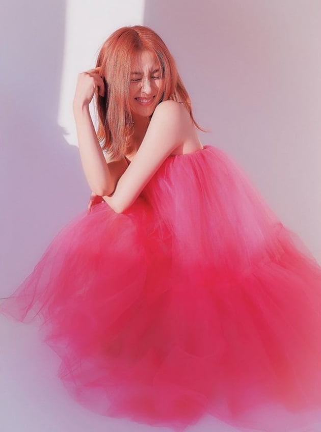 '류수영♥' 박하선, 회사 몰래 파격 탈색하더니…팅커벨 된 애엄마