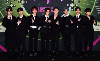 [TEN 포토] 스트레이키즈 '포토타임은 해맑게'