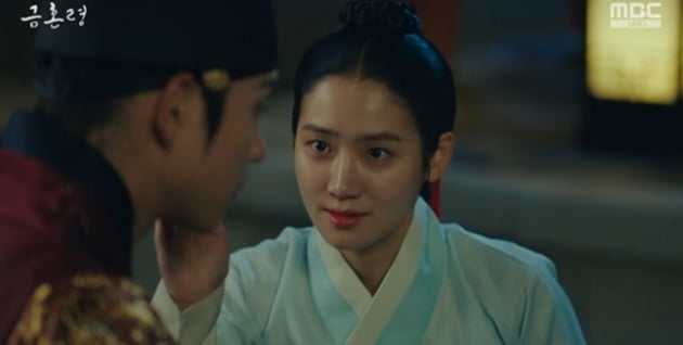 [종합] 김영대♥박주현, 코키스로 확인한 마음…김우석 때문에 합방 위기 ('금혼령')