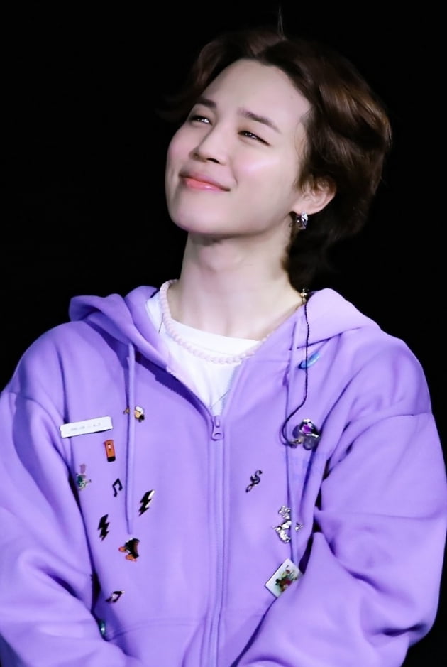 방탄소년단 지민, 美 추수감사절 초대하고 싶은 스타 선정..언제나 '스포트라이트'