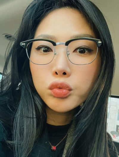 '정담♥' 허니제이, 슬슬 임신 붓기가 보이네…러브맘의 깜찍 셀카