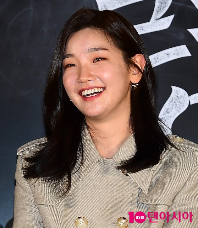 [종합] "'독전'은 미장센·'유령'은 캐릭터" 설경구→이하늬 앙상블 어떨까 