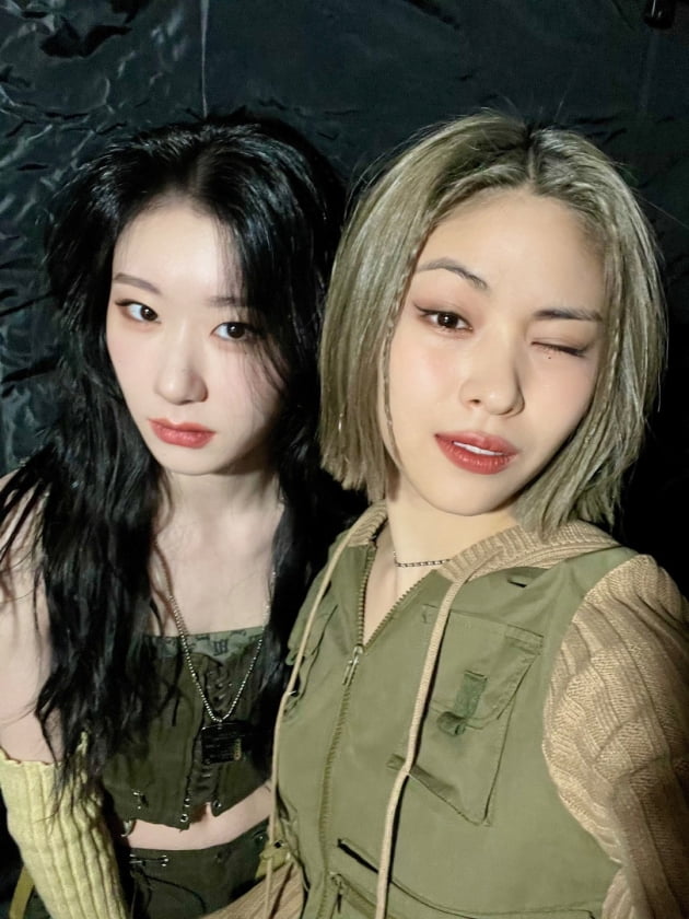 ITZY 유나, '퀸카' 매력 세계가 알았다…'유고걸' 영상 조회수도 살벌
