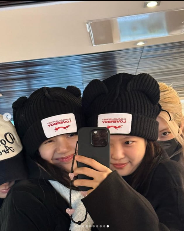 블랙핑크 제니. 상큼 발랄하게...즐거운 추억들