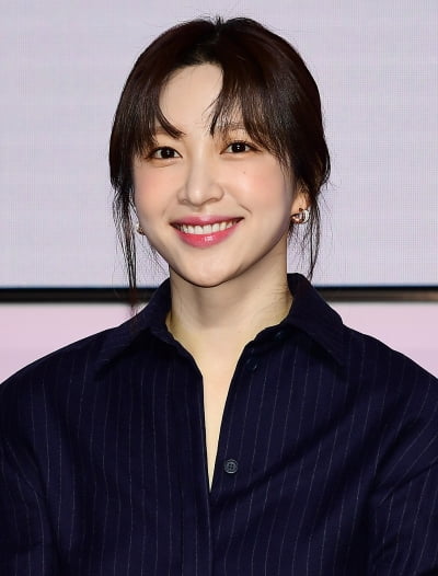 [TEN 포토] 안희연 '점점 더 이뻐지네'