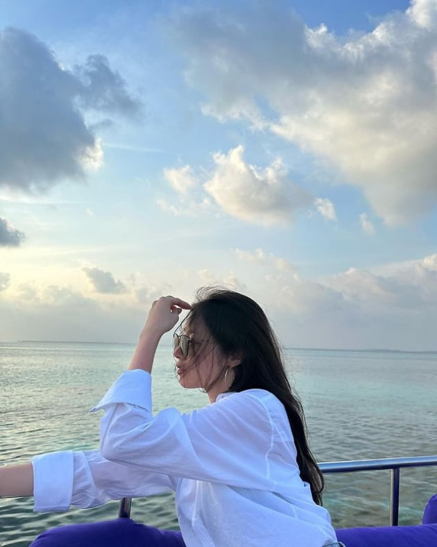'신혼' 티아라 지연, 몰디브서 ♥황재균이 찍어준 화보…바비 인형인 줄
