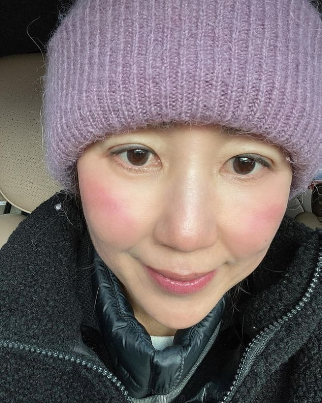 '윤종신♥' 전미라, 누가 보면 메이크업 한 줄 "3시간 레슨 후 얻은 자연산 볼 터치"