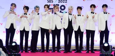 [TEN 포토] NCT127 '귀공자들의 하트'