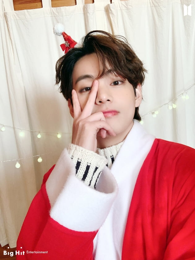 '전국이 태태랜드' BTS 뷔 中팬덤 국내 전역 대규모 생일서포트