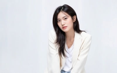 민서, 써니힐 '굿바이 투 로맨스' 리메이크…오늘(26일) 김이나 프로젝트 신곡 발매
