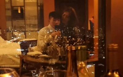 한정민♥조예영, 남산 5성급호텔에서 보낸 크리스마스…떨어질 생각 없는 달달함