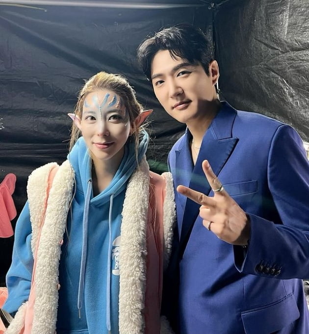 '김태우♥' 김애리, 아바타 나비족으로 변신…god 박준형·데니안도 깜짝