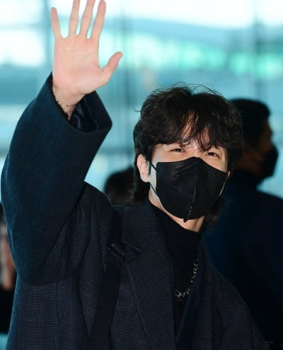 [TEN 포토] BTS 제이홉 '미국 다녀올께요'