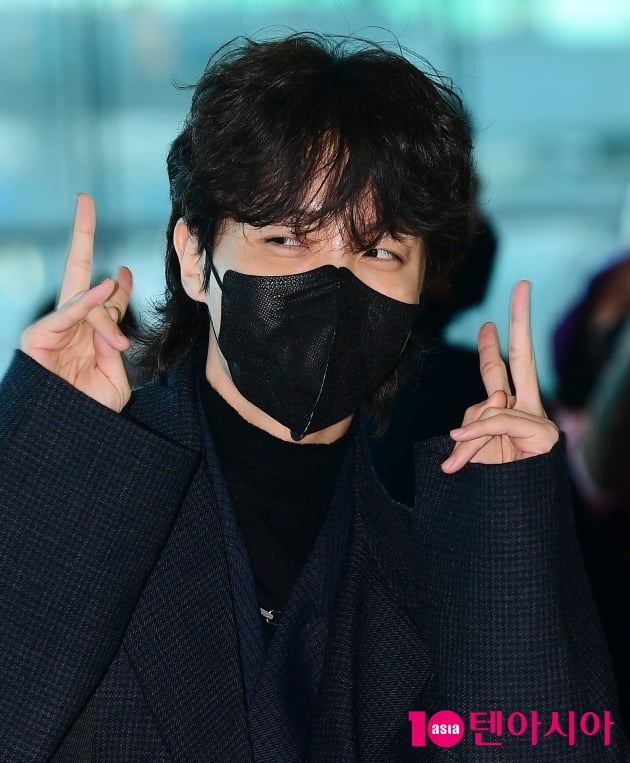 [TEN 포토] BTS 제이홉 '자체발광 비주얼'