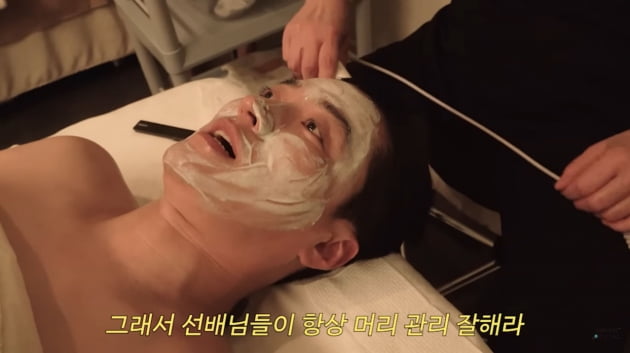 '두 딸 아빠' 인교진, "헤어젤 바르고 술 취해서 자기=잔디에 제초에 뿌리기" 두피관리 열심
