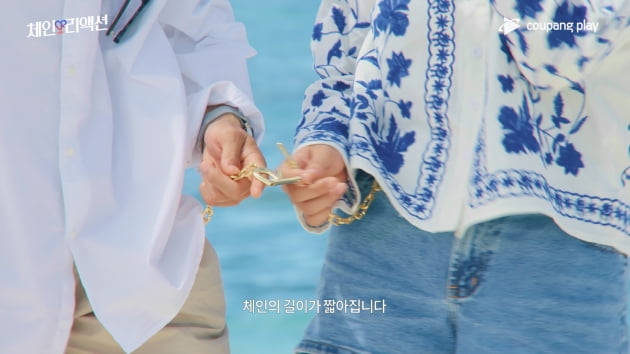 EXID 하니 첫 베드신→체인에 결박된 남녀…'도발적' 콘텐츠로 게임체인저 된 쿠팡플레이[TEN스타필드]