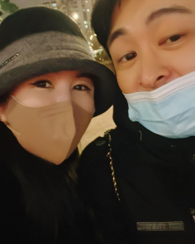 장영란, ♥한창 자랑…700만원 대 명품 C사 가방 '평생' 들어주는 사랑꾼