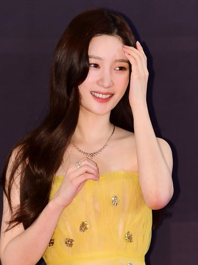 [TEN 포토] 정채연 '이런 매력이 본적없는 과즙美 팡팡'