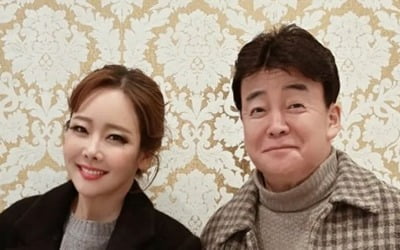 소유진, ♥백종원 외조에 감동…전인화·임하룡·배정남 응원 받은 애셋맘