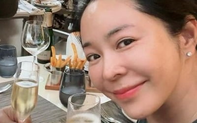 이하늬·김나영도 등판…이혜영, ♥사업가 남편 생일 축하 "뱃살 좀 뺍시다"