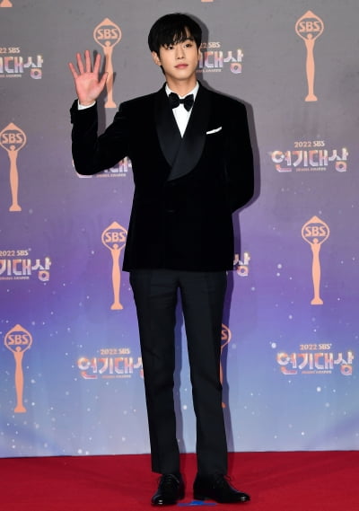 [TEN 포토] 안효섭 '소녀들 심쿵하게 만들어~'