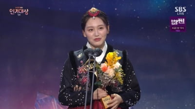 김재경·강기둥, SBS 연기대상 조연상…"촬영 끝나니 인생 공허하더라"
