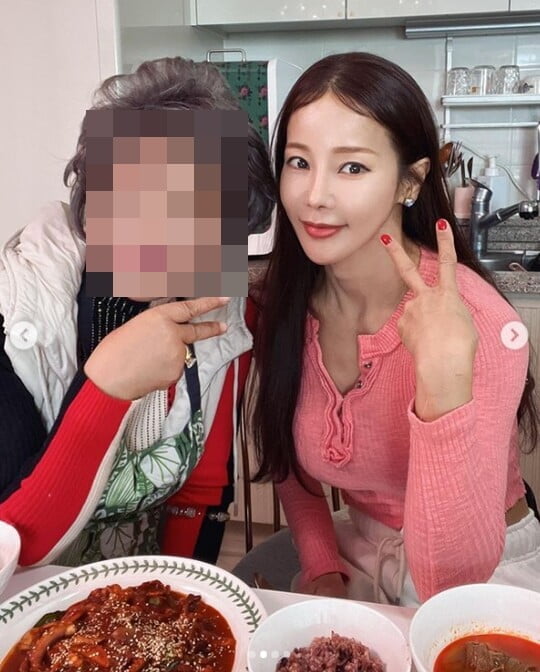 (사진=미나 SNS)