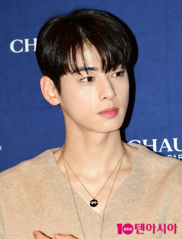  [TEN차트] 아스트로 차은우, 한복이 잘 어울리는 남자 가수 1위