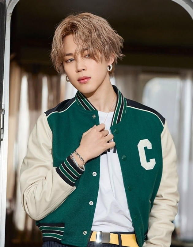 방탄소년단 지민, 세계 랭킹 1위곡 '약속 4주년 축하해' 韓실트 1위 강타