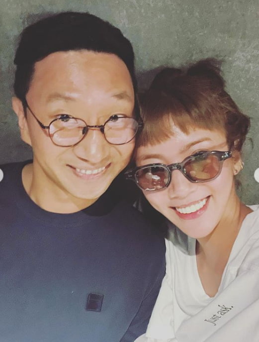 손담비, 손절설에도 옆에 있어준 ♥이규혁과 함께 "늘 지금처럼 웃자"