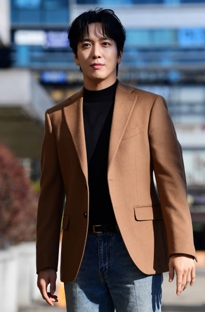 [TEN 포토] 정용화 '투 페이스'