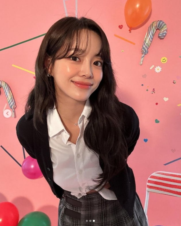 김세정, 검은 토끼로 변신한 청순미인...상큼하게