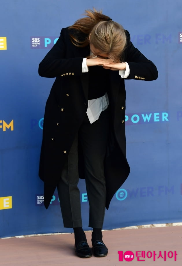 [TEN 포토] 박하선 '세배 받으세요'