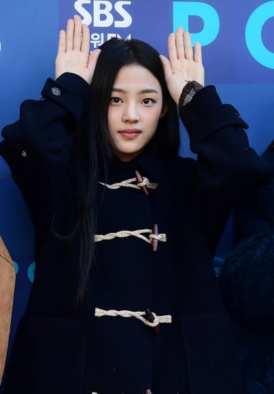 [TEN 포토] 뉴진스 민지 '방송국 밝히는 미모'